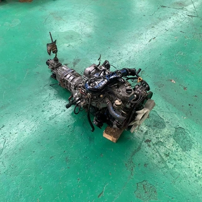 Rakitan mesin bekas 22R untuk Toyota Hilux Pickup Kondisi Baik